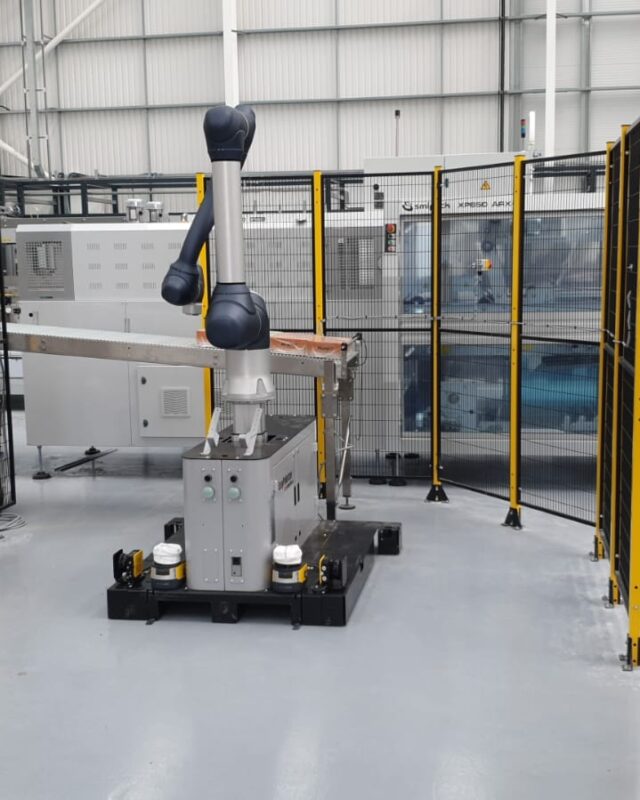 Doosan Cobot H2017 Front View